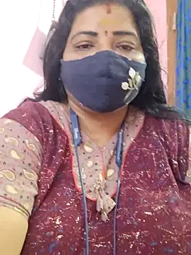 Snapshot of lathikaqueentamil chatting on October 29, 2025, 4:37 am lathikaqueentamil online show from October 29, 2025, 4:37 am