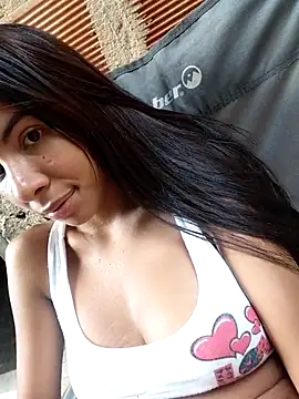 Snapshot of chaparritahot99 chatting on October 16, 2025, 8:32 pm chaparritahot99 online show from October 16, 2025, 8:32 pm