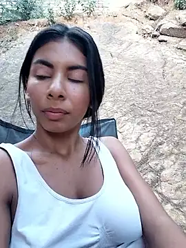 Snapshot of chaparritahot99 chatting on November 7, 2025, 11:32 am chaparritahot99 online show from November 7, 2025, 11:32 am