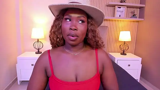 Snapshot of SerenaWinslow chatting on January 15, 2026, 12:21 pm SerenaWinslow online show from January 15, 2026, 12:21 pm