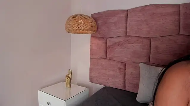 dani velvet online show from February 26, 2026, 3:05 am