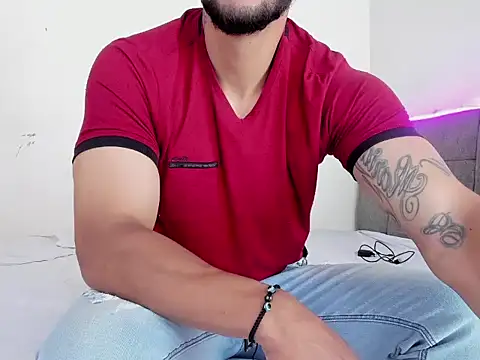 Edy coltt online show from September 9, 2025, 1:32 pm