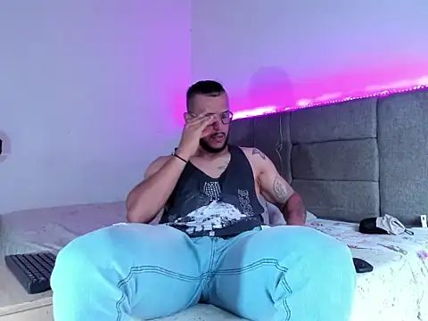 Edy coltt online show from October 22, 2025, 2:39 pm