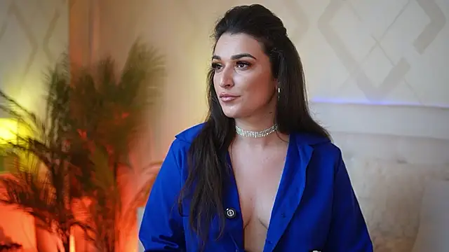 EmmaDallas online show from April 15, 2026, 5:20 pm