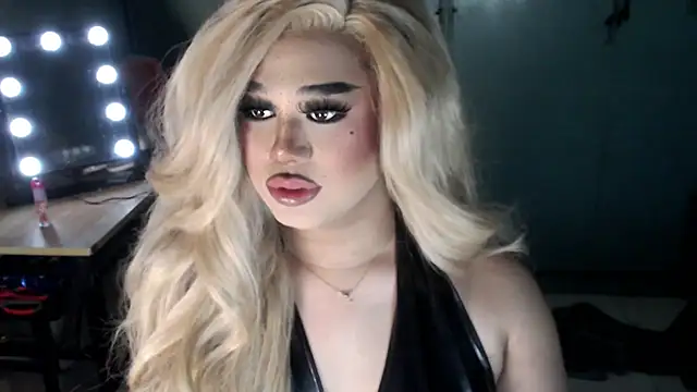 dangerouswomanx online show from April 8, 2026, 4:29 pm