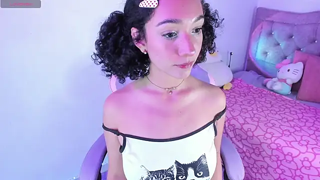 Snapshot of aline_ackerman chatting on April 20, 2026, 9:38 pm aline ackerman online show from April 20, 2026, 9:38 pm