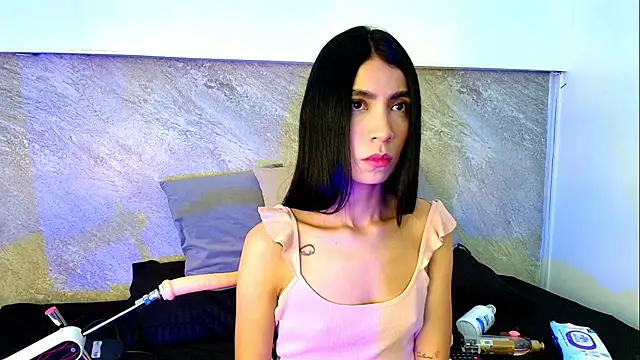 Dixie grey1 online show from October 22, 2025, 2:17 pm