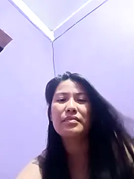 Snapshot of Uniquebeauty32 chatting on February 25, 2026, 11:20 am Uniquebeauty32 online show from February 25, 2026, 11:20 am