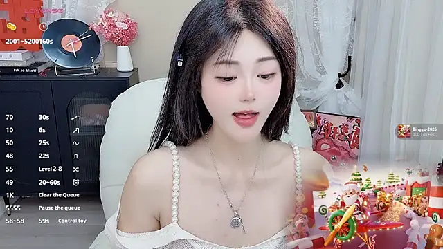 CeeKie online show from April 9, 2026, 9:58 am