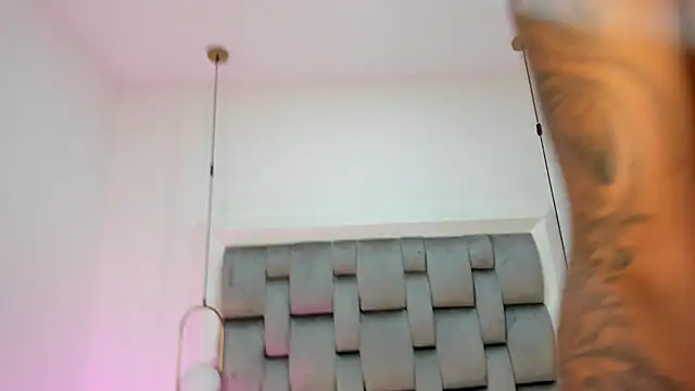 Snapshot of OnlyGia chatting on February 13, 2026, 3:46 am OnlyGia online show from February 13, 2026, 3:46 am