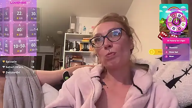 harleyblair online show from October 22, 2025, 10:20 pm