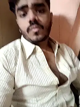 Snapshot of TreatedMachine6 chatting on November 1, 2025, 11:01 am TreatedMachine6 online show from November 1, 2025, 11:01 am