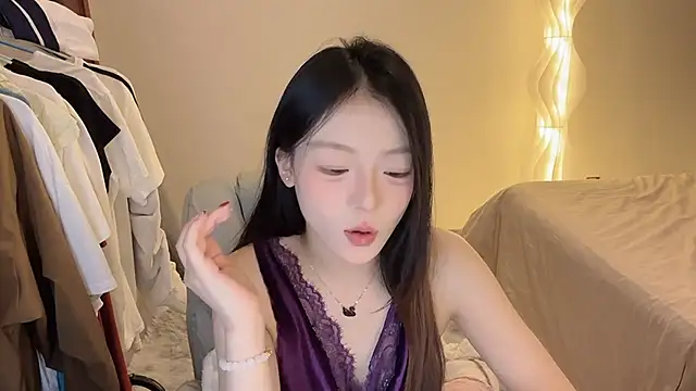 Robin-o3 online show from November 26, 2025, 4:19 pm