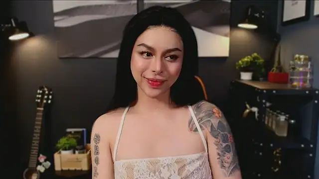 LUNACOCKSLAYER online show from November 9, 2025, 8:51 pm