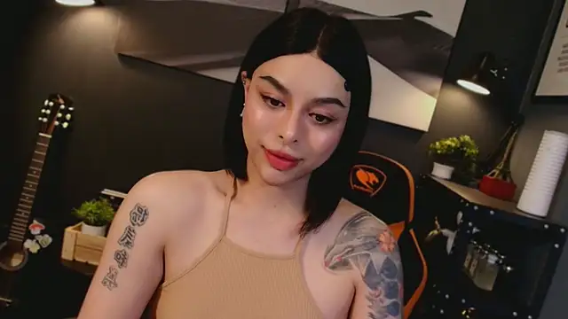 LUNACOCKSLAYER online show from November 26, 2025, 9:16 pm