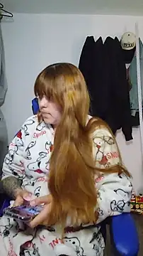 Snapshot of GingerRedxxx chatting on June 12, 2026, 5:17 am GingerRedxxx online show from June 12, 2026, 5:17 am