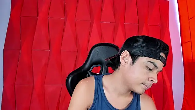 Snapshot of edy_play chatting on May 20, 2026, 8:15 pm edy play online show from May 20, 2026, 8:15 pm