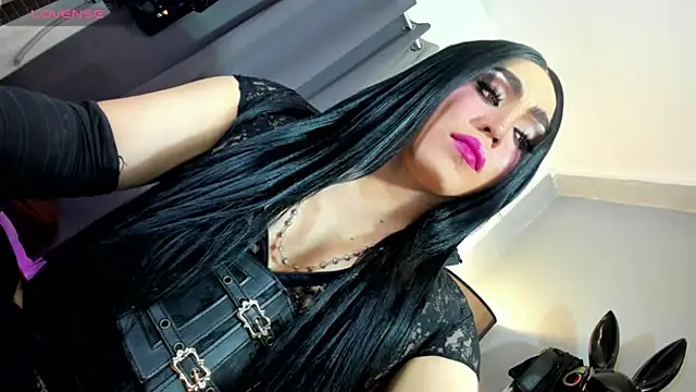 MagnaCumLoader17 online show from October 18, 2025, 3:31 am