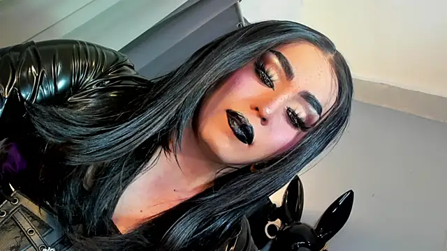 MagnaCumLoader17 online show from January 13, 2026, 11:54 pm