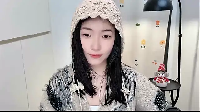 Rosalind xixi online show from December 16, 2025, 3:00 am