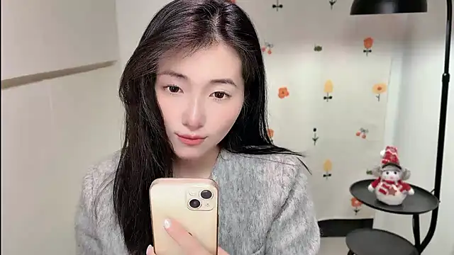 Rosalind xixi online show from March 15, 2026, 12:44 pm