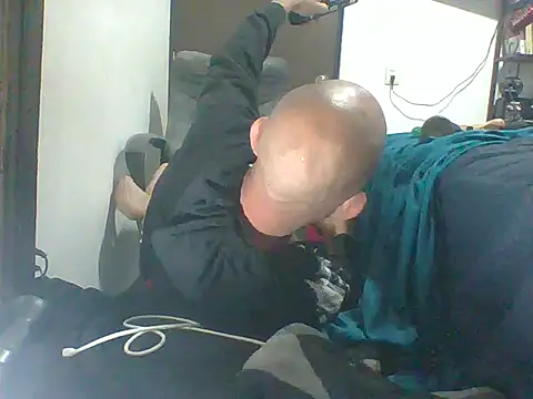 mexhotbi online show from November 6, 2025, 9:10 am