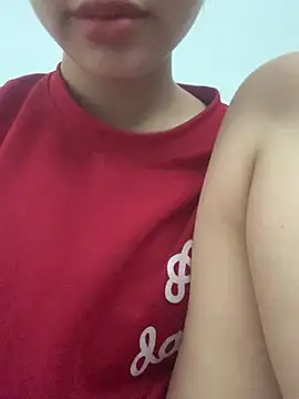 Nguyenha11 online show from September 22, 2025, 8:38 am