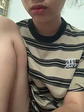 Nguyenha11 online show from June 2, 2026, 8:49 am