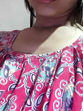 Snapshot of sana-5 chatting on April 28, 2026, 3:39 pm sana-5 online show from April 28, 2026, 3:39 pm