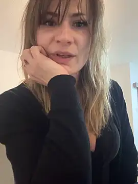 IsabellaEtha online show from February 18, 2026, 9:00 pm