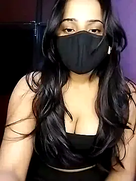 Snapshot of Amisha2 chatting on January 11, 2026, 4:23 pm Amisha2 online show from January 11, 2026, 4:23 pm