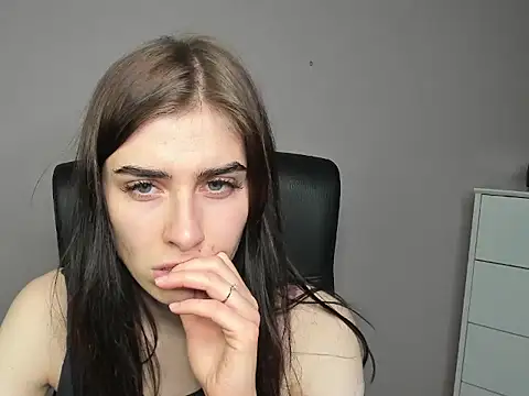 Snapshot of dreamPIA chatting on September 29, 2025, 8:35 pm dreamPIA online show from September 29, 2025, 8:35 pm