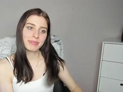 Snapshot of dreamPIA chatting on December 16, 2025, 2:44 pm dreamPIA online show from December 16, 2025, 2:44 pm