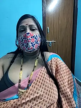 Snapshot of sutari84 chatting on September 16, 2025, 2:45 am sutari84 online show from September 16, 2025, 2:45 am