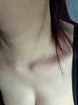 Linh linh01 online show from March 6, 2026, 9:06 am