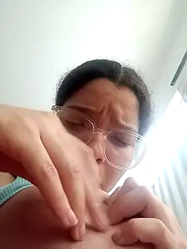 VictoriDior online show from September 12, 2025, 8:53 pm