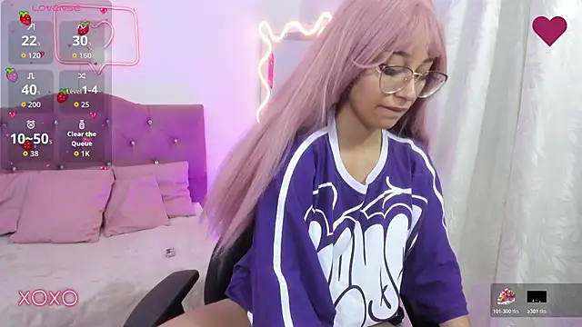 HANNI TAY online show from November 27, 2025, 12:18 pm