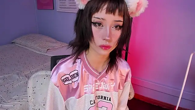 Hannahpage online show from March 3, 2026, 12:22 pm