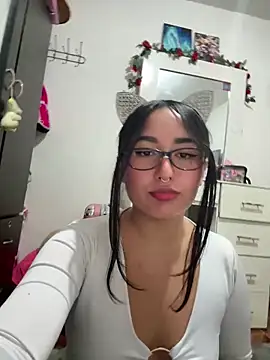 saranghae  online show from October 26, 2025, 9:31 pm