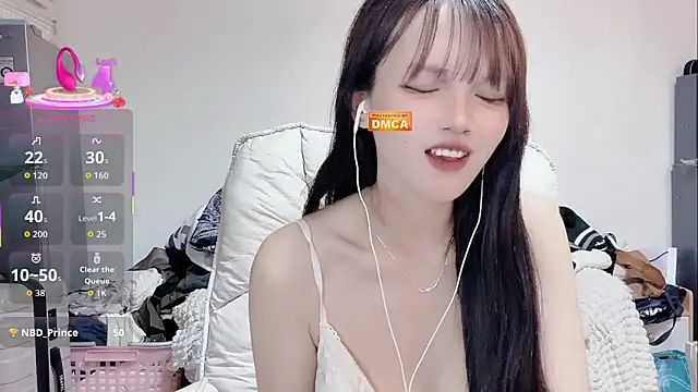 Snapshot of twlilybae chatting on March 12, 2026, 2:23 pm twlilybae online show from March 12, 2026, 2:23 pm
