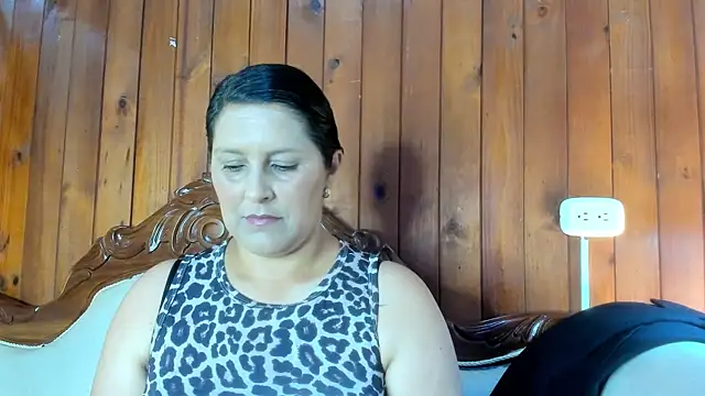 KikaDuque online show from October 20, 2025, 7:47 pm