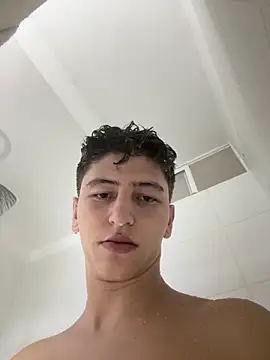 aronn tay online show from November 3, 2025, 11:48 pm