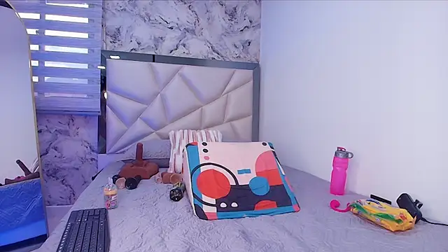 Snapshot of carol_juicyy chatting on November 22, 2025, 7:24 pm carol juicyy online show from November 22, 2025, 7:24 pm