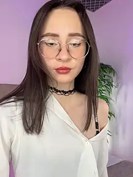 MartaBrent online show from February 6, 2026, 5:05 pm