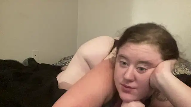 Electraaxoxo online show from April 15, 2026, 2:29 am