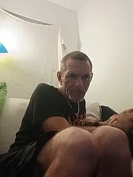 jarjar83 online show from July 16, 2026, 9:48 am