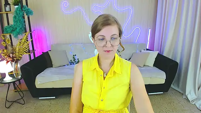 YourUniverser online show from September 22, 2025, 9:22 am