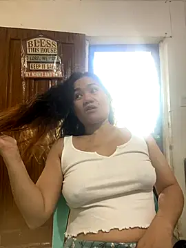 wildpussycat69 online show from October 28, 2025, 6:17 am