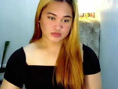 Annierose ts online show from March 26, 2026, 6:13 pm