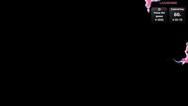 Snapshot of luccia_smith chatting on June 5, 2026, 2:29 am luccia smith online show from June 5, 2026, 2:29 am